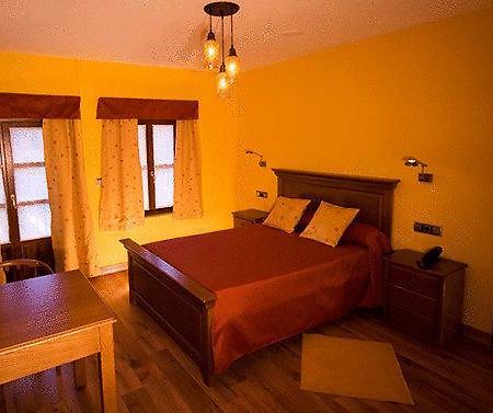 Hotel La Casa Grande Ourense Pokoj fotografie